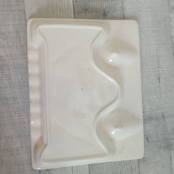 Vintage Ceramic Horse-Themed Ashtray Hand-Painted 8.5" x 7" Collectible - Picture 6 of 6